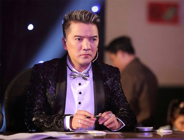 dam vinh hung noi gian ra thang nghe an tim den tan nha gap ke gia mao facebook