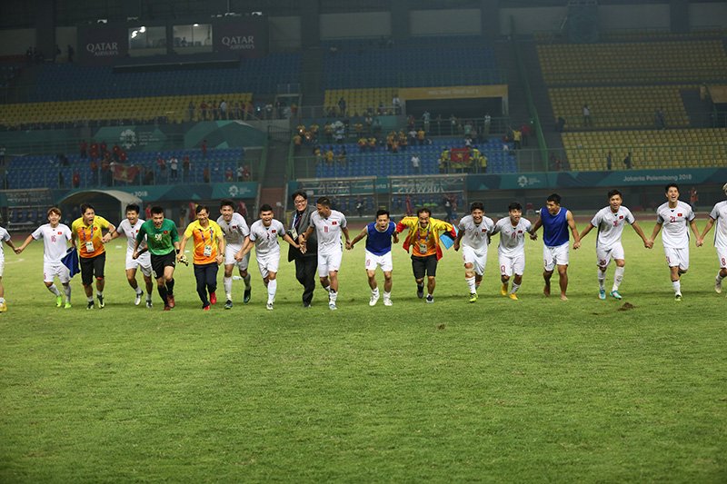 truyen thong chau a choang vang va ne phuc olympic viet nam