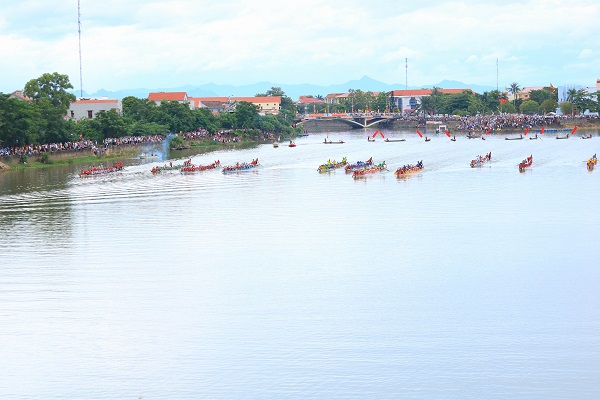 quang binh chuan bi giai boi dua thuyen truyen thong 29 tren song kien giang