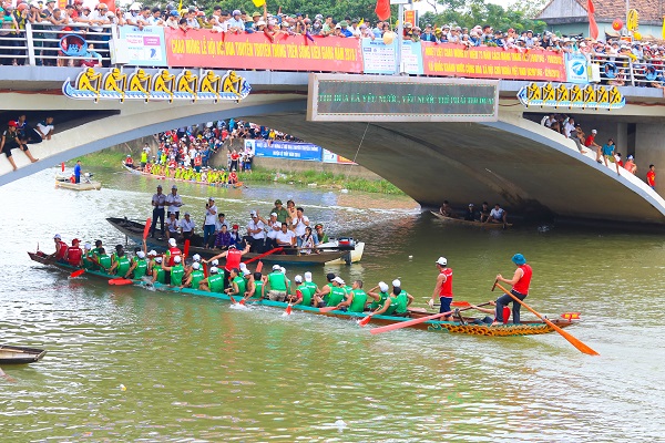 quang binh chuan bi giai boi dua thuyen truyen thong 29 tren song kien giang