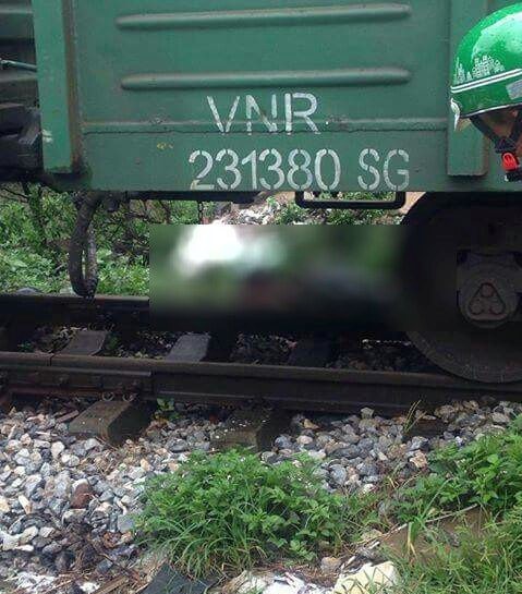 ha noi xe chet may dung luc tau di toi co gai tre moi ve lam dau trong lang bi can tu vong