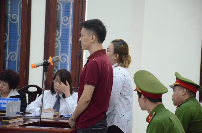 xet xu vu bo de me ke bao hanh be trai 10 tuoi ran so nao me ke bat khoc thua nhan danh con nhung khong nho noi bao nhieu lan