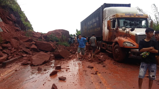 anh huong ranh ap thap tay bac mua lu sat lo ngon ngang