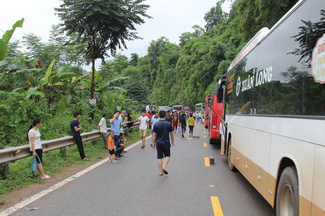 anh huong ranh ap thap tay bac mua lu sat lo ngon ngang