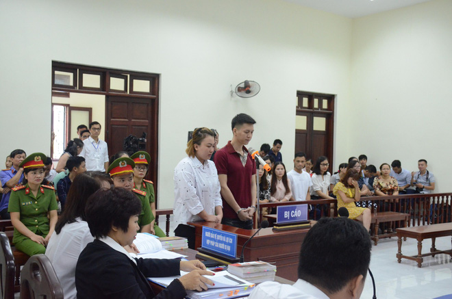vu be trai 10 tuoi bi bao hanh den ran so nao tuyen phat nguoi bo 6 nam 6 thang tu nguoi me ke 5 nam tu giam