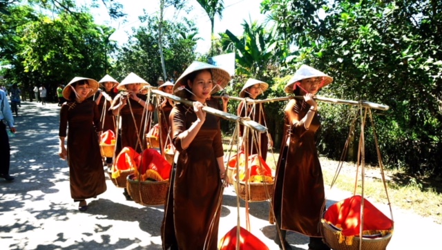 doc dao le cung tien thanh tra tai ngo mon hue