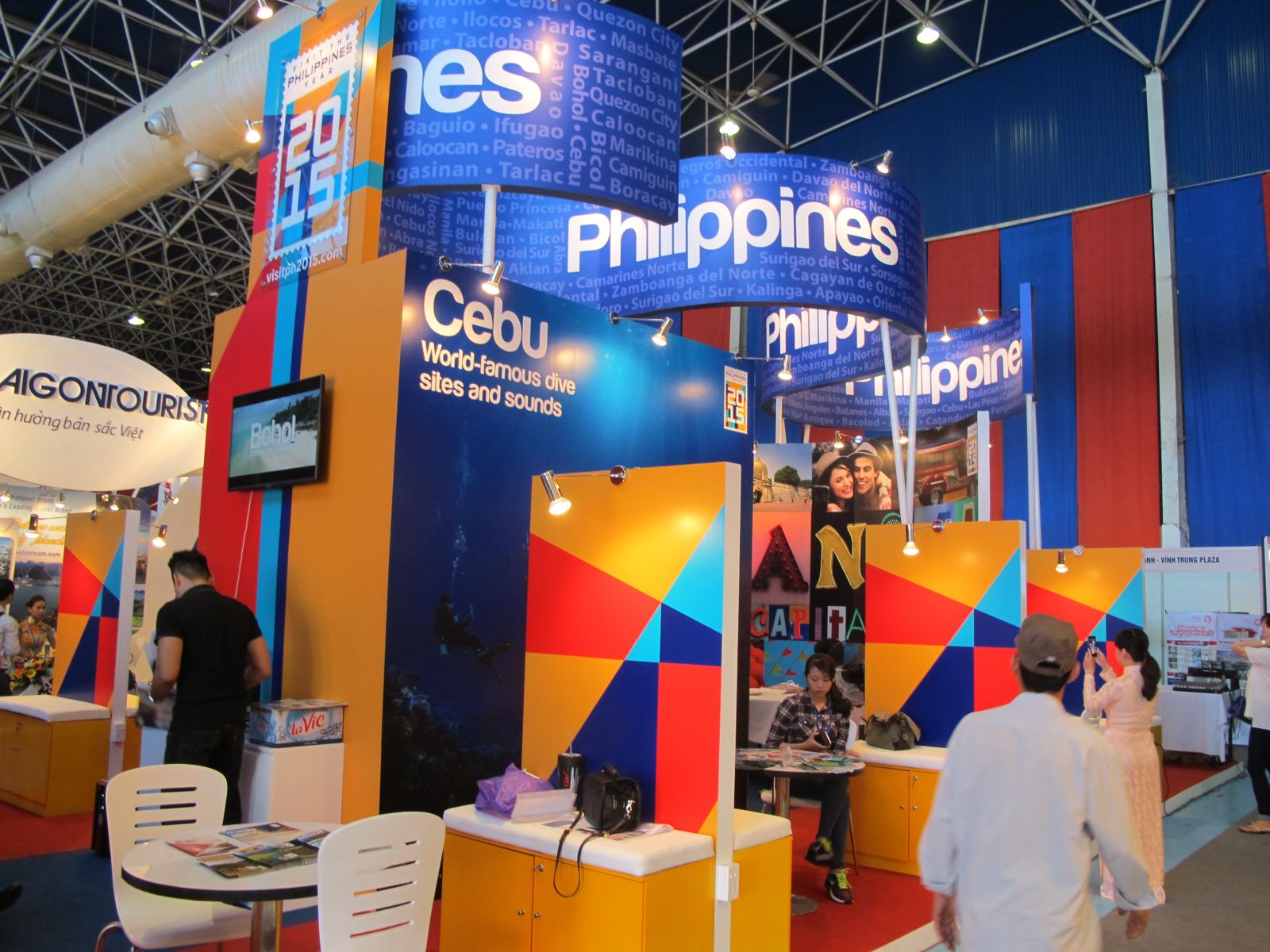 hanh trinh 247 nhieu diem den o viet nam duoc bao chi au my vinh danh