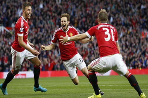 blind herrera va martial toa sang giup mu de bep liverpool