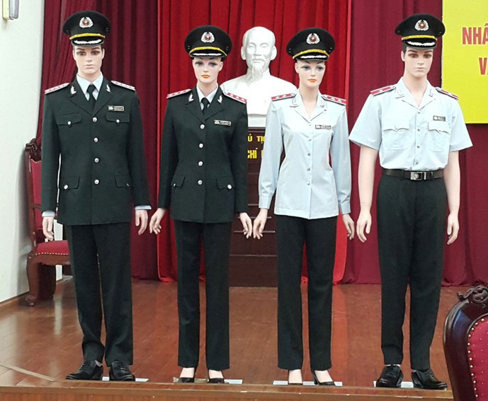 nguoi dan noi gi ve trang phuc moi cua nganh thanh tra