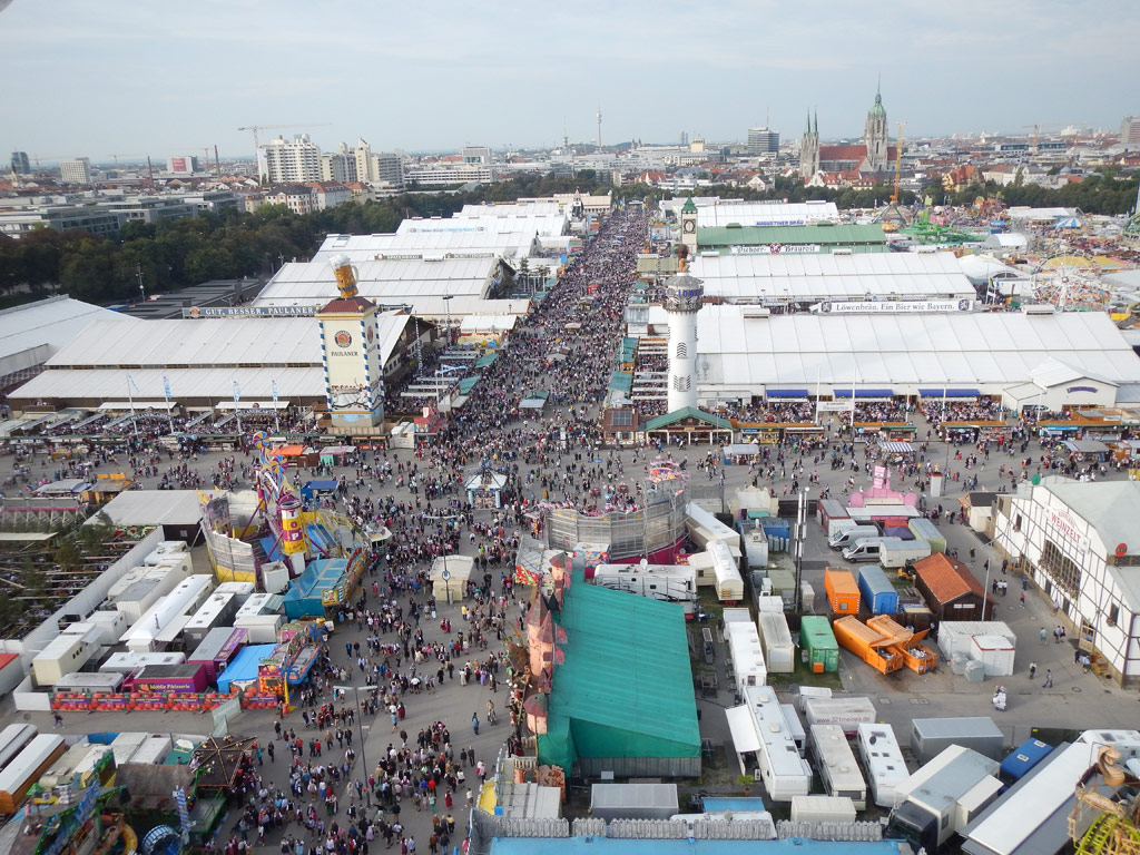 oktoberfest le hoi bia lon nhat tren the gioi tai duc