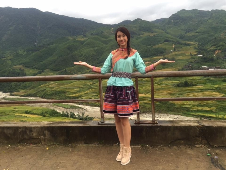 hoa hau do my linh hoa than thanh co gai dan toc