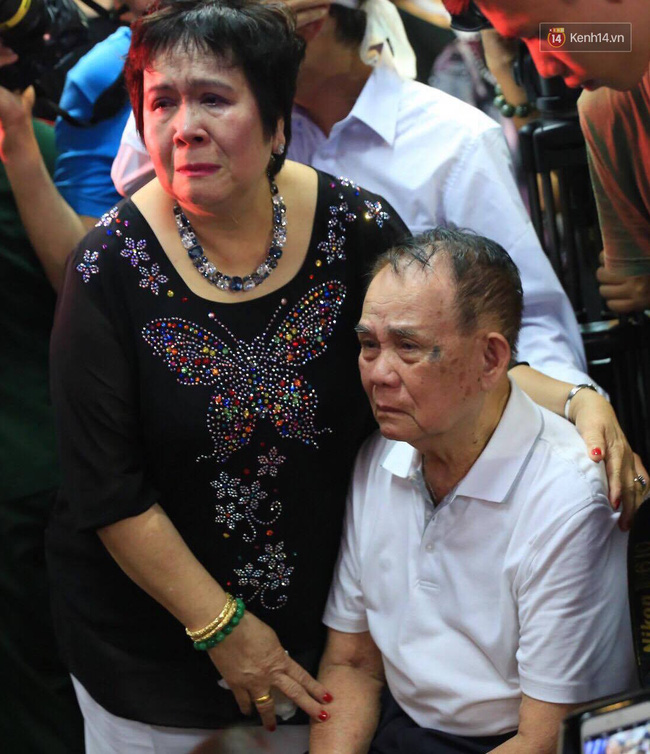 dong nguoi chat kin tien biet ca si minh thuan