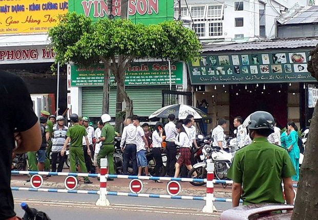 vu cuop ngan hang o dong nai vua cuop xong da danh roi gan 150 trieu dong khi tau thoat