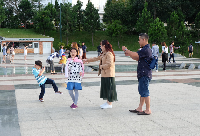 da lat quang truong lam vien tap nap du khach dip nghi le quoc khanh