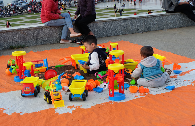 da lat quang truong lam vien tap nap du khach dip nghi le quoc khanh