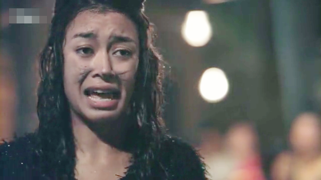 khong phai angela phuong trinh nu chinh dien do nhat glee chinh la day