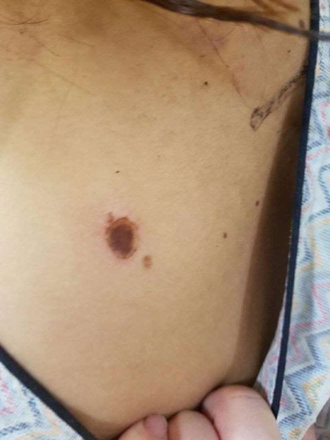 han quoc bi dan chi quay danh hoi dong nu sinh 14 tuoi toan than day mau mat mui bien dang phai quy goi hoi loi