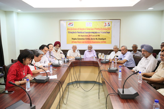doan dai bieu lien hoan viet an gap go cac tang lop nhan dan an do tai chandigarh