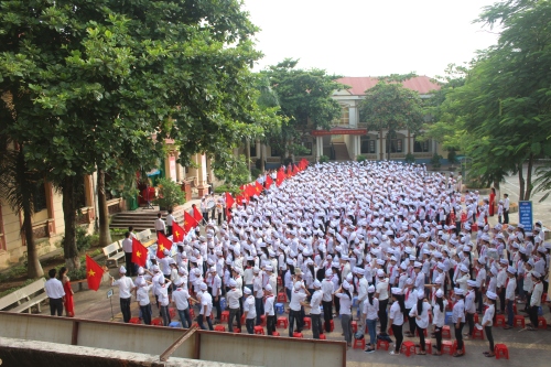 huyen vinh tuong vinh phuc le khai giang tai truong thcs tho tang trang nghiem ngan gon