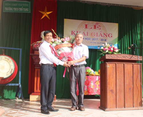 huyen vinh tuong vinh phuc le khai giang tai truong thcs tho tang trang nghiem ngan gon