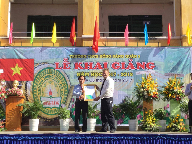 14 truong hoc viet nam nhan danh hieu truong hoc hop tac quoc te tich cuc