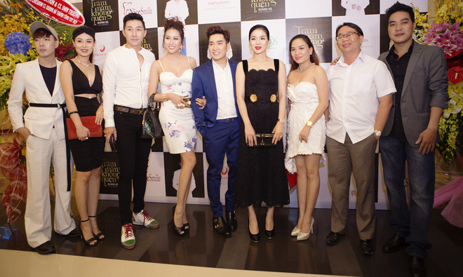 quang ha moi hoai linh gia gai lam vo trong liveshow