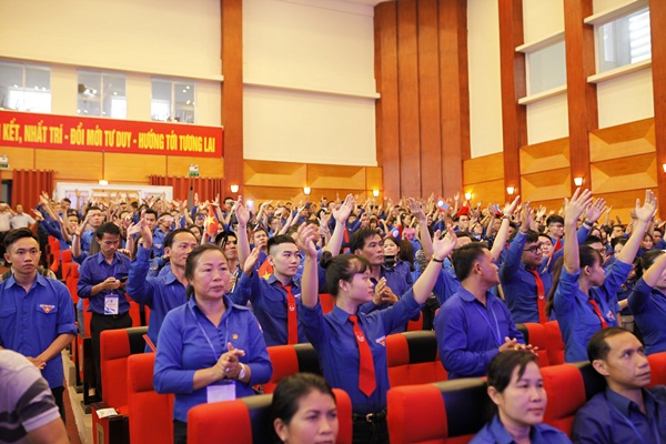 500 thanh nien tieu bieu viet nam lao ket noi tinh huu nghi hai nuoc