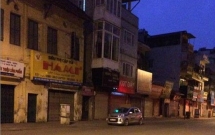 xon xao tai xe taxi bi hai vo chong hanh hung quyt gan 10 trieu dong