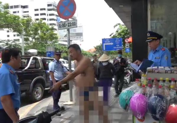 tai xe cam dao roc giay ruot thanh tra giao thong lon tieng thang nao lay tao dam do