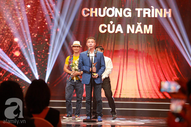 nhan giai vtv awards bao thanh xuc dong cam on chong vi da luon o ben em