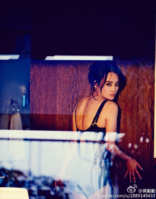 my nhan anh hung xa dieu sexy kho cuong du da 42 tuoi