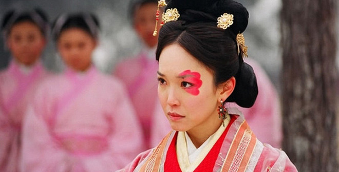 hoang hau xau xi nhat moi thoi dai va cau chuyen moi dem mot nguoi tinh thoa man xong la giet