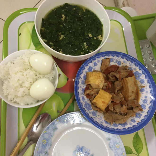 chi em gai nhu trai cau non co em o cu duoc chi di 2000km den cham bam nau bao nhieu la mon ngon