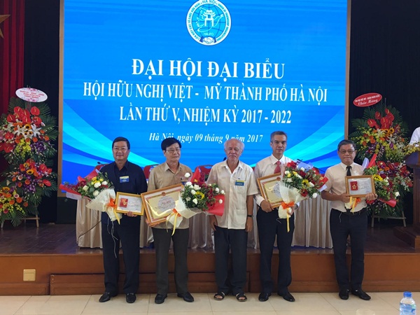 tang cuong hop tac huu nghi giua nhan dan ha noi va washington