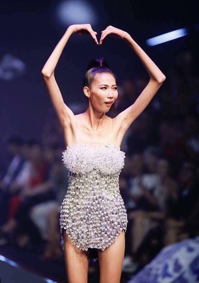 bi che bai vi qua gay cao ngan next top len tieng ngan van on