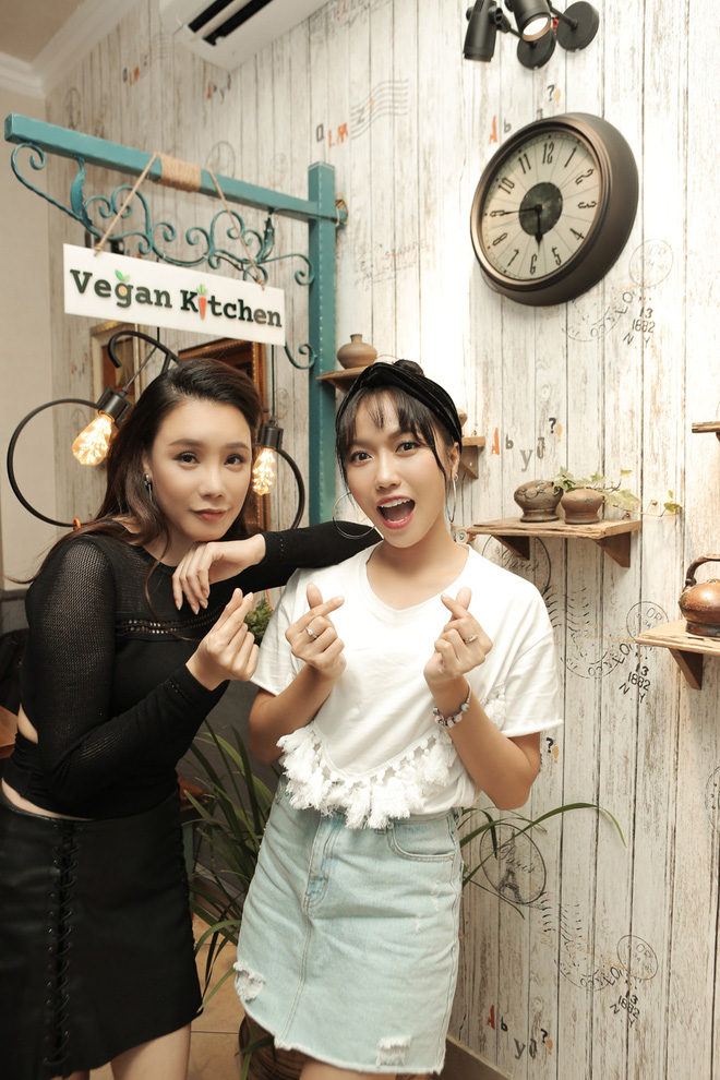 le hang cuoi tit mat vi duoc ho quynh huong to chuc tiec sinh nhat bat ngo