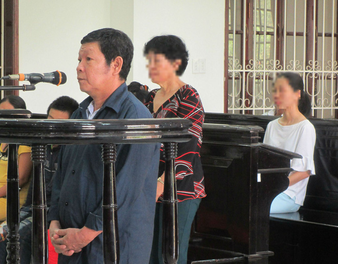 ong noi thu tinh hiep dam chau gai 11 tuoi 3 lan bat uong thuoc tranh thai lanh an chung than