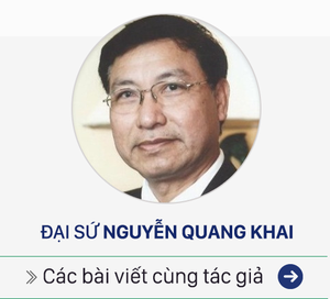 dai su nguyen quang khai ke ve cuoc gap nguyen thi binh saddam hussein va viec iraq xoa no cho viet nam