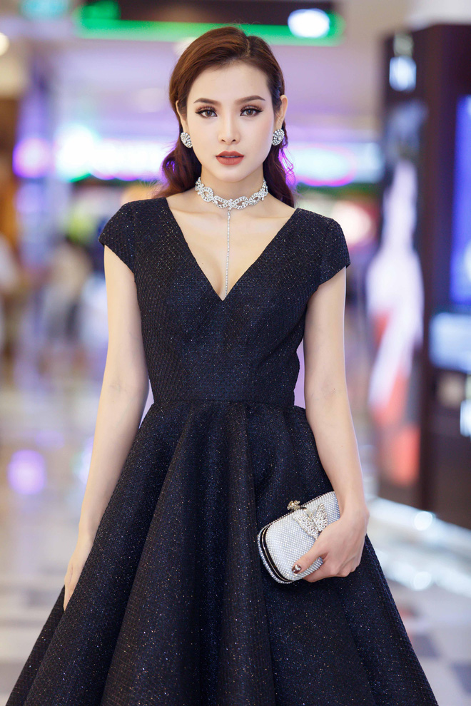 cat phuong mac ca tinh tay trong tay tinh tu ben kieu minh tuan