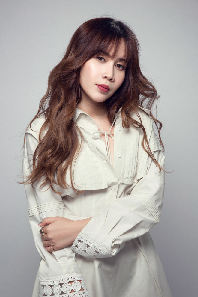 luu huong giang tung ca khu c ve mua ca nh tranh vo i huong tra m