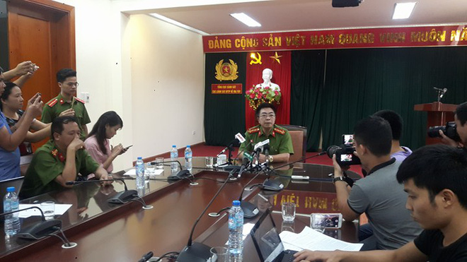 tu tu nguyen van tinh khai giau mieng sat vao vung kin roi cung tho sut khoet tuong vuot nguc