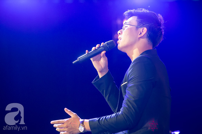 ca si dong hu ng lu c toi thi vietnam idol hon phan nu a kha n gia ben duo i de u la chu no