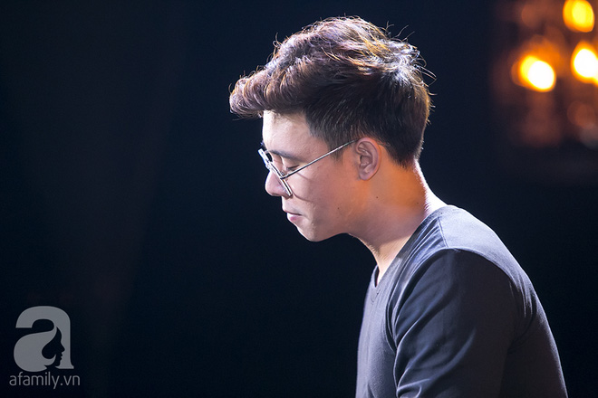 ca si dong hu ng lu c toi thi vietnam idol hon phan nu a kha n gia ben duo i de u la chu no