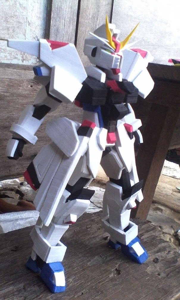 bien tong cu thanh mo hinh sieu anh hung chang tho xay nay vua kiem them thu nhap vua gop phan bao ve moi truong