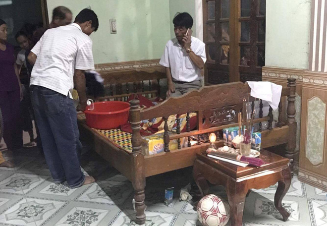 hue lao xuong suoi co cuu ban nam sinh lop 6 duoi nuoc thuong tam