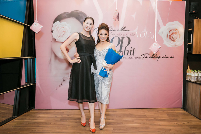 trang tran dien vay den don gian den mung ban than hai yen idol