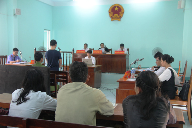 giao cau voi chi 16 tuoi co baudam o voi em gai 13 tuoi nam thanh nien bi de nghi 15 18 thang tu