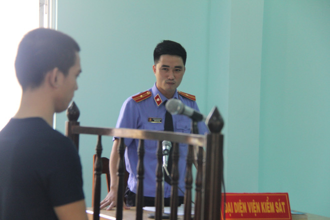 giao cau voi chi 16 tuoi co baudam o voi em gai 13 tuoi nam thanh nien bi de nghi 15 18 thang tu