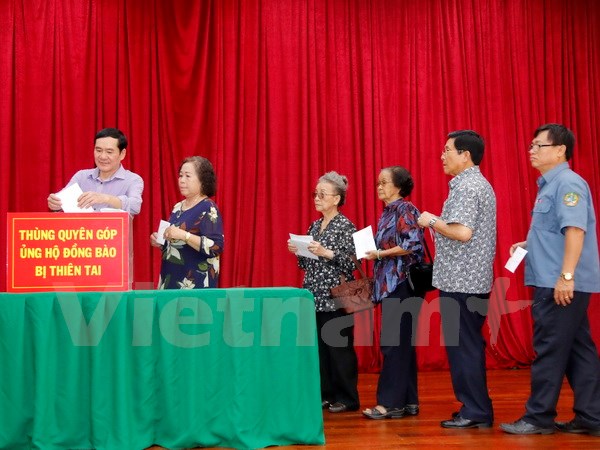 cong dong nguoi viet tai lao chung tay giup ba con bi thien tai