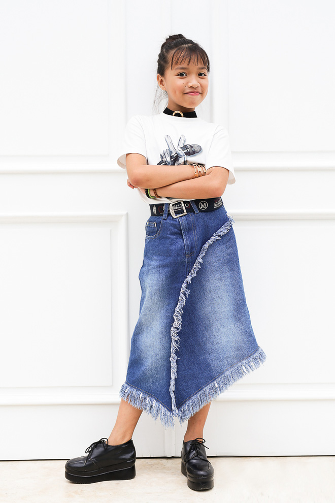 co be hat lo to kha vy con theo ganh lo to vi dam me va de kiem tien cho gia dinh